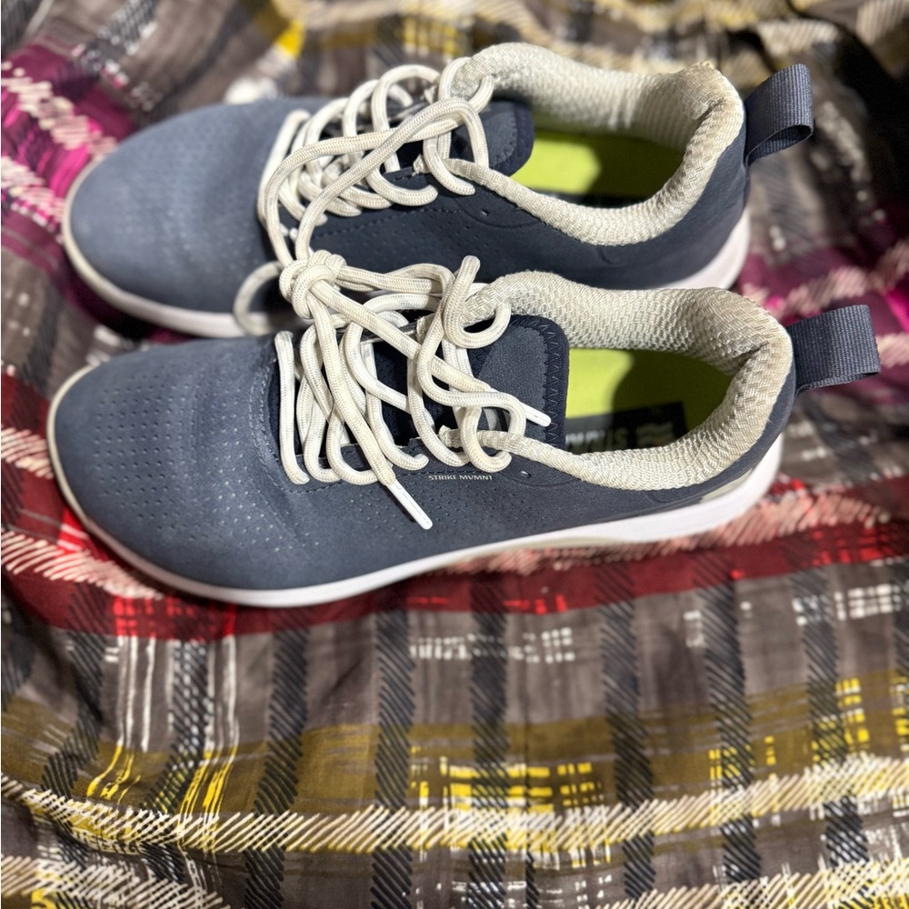 Women's Navy Athletic Shoes